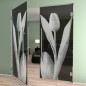 Pendeltür Tulpe Gelasert Auf Grauglas Pendeltür Tulpe Gelasert Auf Grauglas